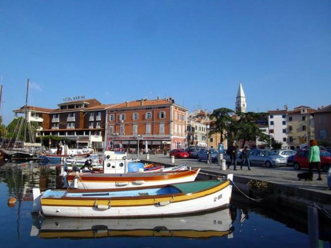 Apartments Old Isola In The Center Izola Extérieur photo